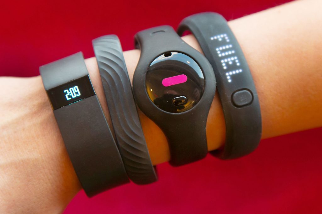 Awal 2016, Fitbit Kuasai Industri Wearable Device Maxmanroe Media